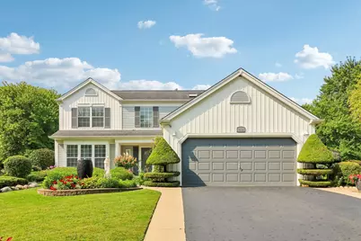 1360 Yosemite Parkway, Algonquin, IL 60102 - Photo 1