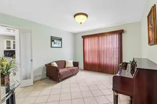 1360 Yosemite Pkwy, Algonquin, IL 60102 - Photo 41