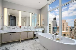 451 E Grand Ave, Chicago, IL 60611 - Photo 35