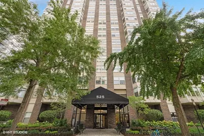 525 W Hawthorne Place #1007, Chicago, IL 60657 - Photo 1