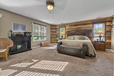 110 Rolling Knolls Avenue, Elgin, IL 60120 - Photo 29