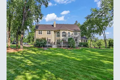 110 Rolling Knolls Avenue, Elgin, IL 60120 - Photo 57