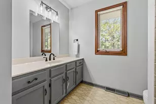 8505 Concord Dr, Bull Valley, IL 60098 - Photo 23