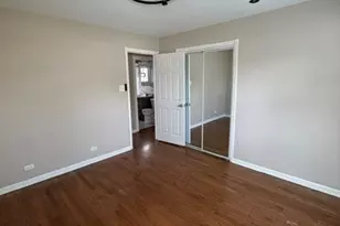 7035 W 115th St, Worth, IL 60482 - Photo 13