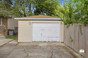 599 N Willow Rd, Elmhurst, IL 60126 - Photo 33