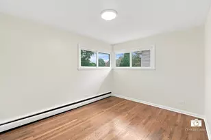 599 N Willow Rd, Elmhurst, IL 60126 - Photo 13