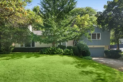 822 Timber Hill Road, Highland Park, IL 60035 - Photo 1