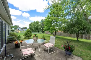 886 Quincy Ct, Island Lake, IL 60042 - Photo 19