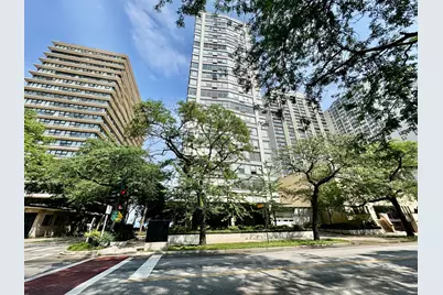 5757 N Sheridan Road #16H, Chicago, IL 60660 - Photo 1