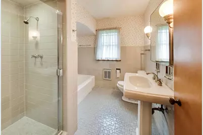 6247 N Leona Avenue, Chicago, IL 60646 - Photo 19