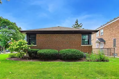 6247 N Leona Avenue, Chicago, IL 60646 - Photo 37