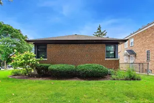 6247 N Leona Ave, Chicago, IL 60646 - Photo 37