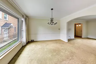 6247 N Leona Avenue, Chicago, IL 60646 - Photo 11