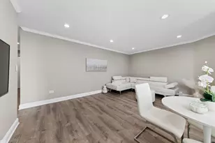5506 Lincoln Ave, Morton Grove, IL 60053 - Photo 7