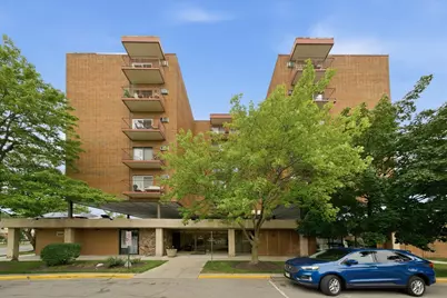 7830 W North Avenue #710, Elmwood Park, IL 60707 - Photo 3