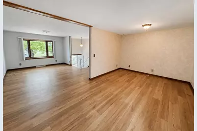 437 E 11th Street, Pecatonica, IL 61063 - Photo 13