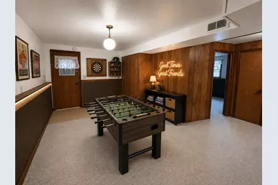 437 E 11th Street, Pecatonica, IL 61063 - Photo 35
