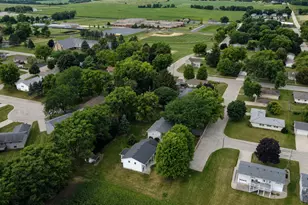 437 E 11th St, Pecatonica, IL 61063 - Photo 47