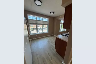 105 W Saint Charles Road #201, Lombard, IL 60148 - Photo 11