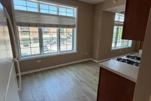 105 W St Charles Rd, Lombard, IL 60148 - Photo 11