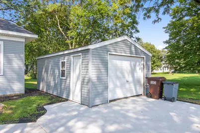 1353 Steward Road, Steward, IL 60553 - Photo 33