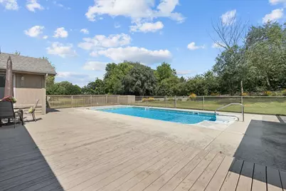 27175 N Gilmer Road, Mundelein, IL 60060 - Photo 25