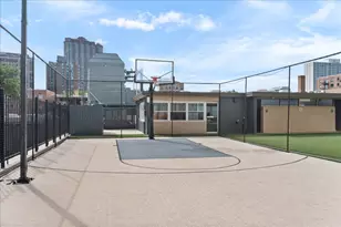 655 W Irving Park Rd, Chicago, IL 60613 - Photo 21