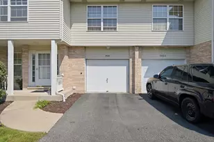 7420 Maple Dr, Justice, IL 60458 - Photo 3