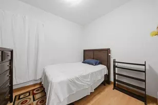 4746 N Karlov Ave, Chicago, IL 60630 - Photo 17