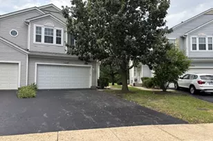 2440 Reflections Dr, Aurora, IL 60502 - Photo 1