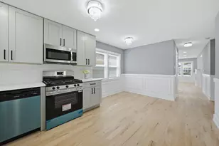 12539 S Yale Ave, Chicago, IL 60628 - Photo 9