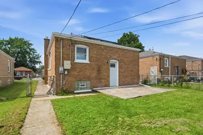 12539 S Yale Avenue, Chicago, IL 60628 - Photo 25