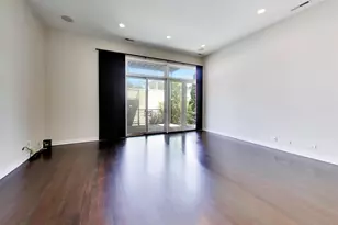 3045 N Clybourn Ave, Chicago, IL 60618 - Photo 3