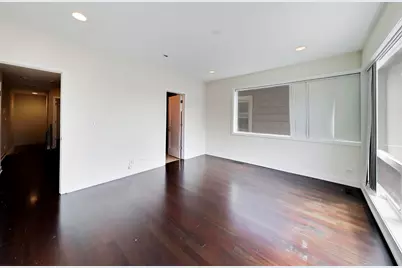 3045 N Clybourn Avenue #2, Chicago, IL 60618 - Photo 15