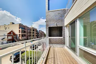3045 N Clybourn Ave, Chicago, IL 60618 - Photo 19