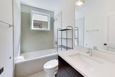 3045 N Clybourn Avenue #2, Chicago, IL 60618 - Photo 25