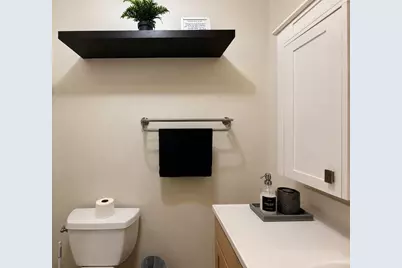 1028 W 20th Place #1, Chicago, IL 60608 - Photo 9