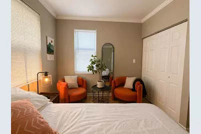 1028 W 20th Place #1, Chicago, IL 60608 - Photo 17
