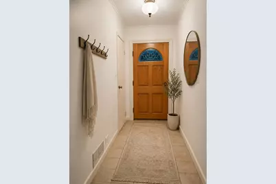 103 Cottonwood Road, Northbrook, IL 60062 - Photo 3