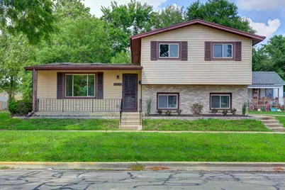2347 S 17th Avenue, Broadview, IL 60155 - Photo 1