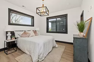 6508 S Ingleside Ave, Chicago, IL 60637 - Photo 17