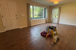 525 7th Ave, Libertyville, IL 60048 - Photo 9