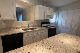 525 7th Ave, Libertyville, IL 60048 - Photo 3