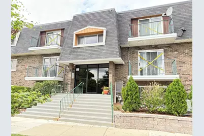 3856 S Parkway Drive #3A, Northbrook, IL 60062 - Photo 1