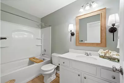 2546 Huntleigh Lane, Woodridge, IL 60517 - Photo 17