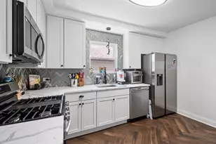 10904 S Kedzie Ave, Chicago, IL 60655 - Photo 11