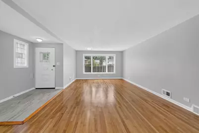 3824 W Chase Avenue, Lincolnwood, IL 60712 - Photo 19