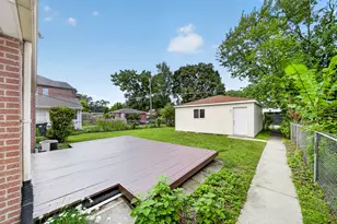 3824 W Chase Ave, Lincolnwood, IL 60712 - Photo 27