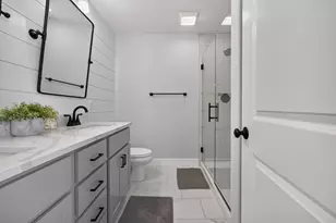 1 Bucktown Ct, Bloomington, IL 61705 - Photo 27