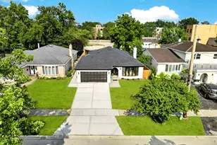 1013 N Delphia Ave, Park Ridge, IL 60068 - Photo 1